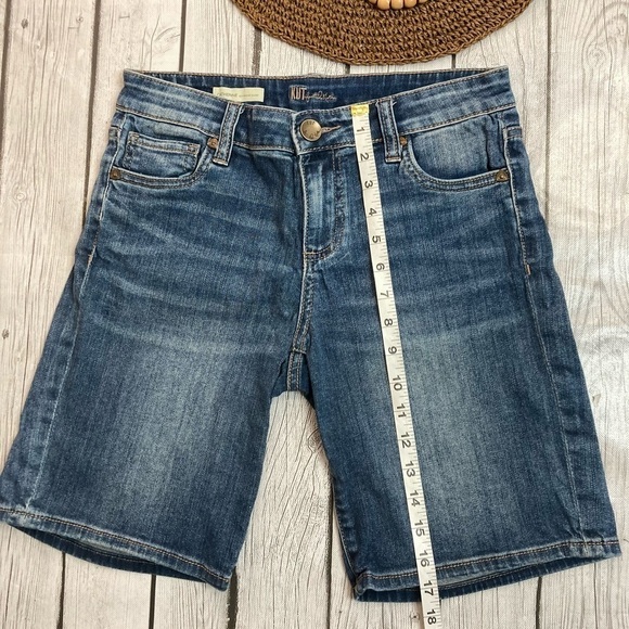 Kut From The Kloth Catherine Boyfriend Jean Shorts - Picture 4 of 8